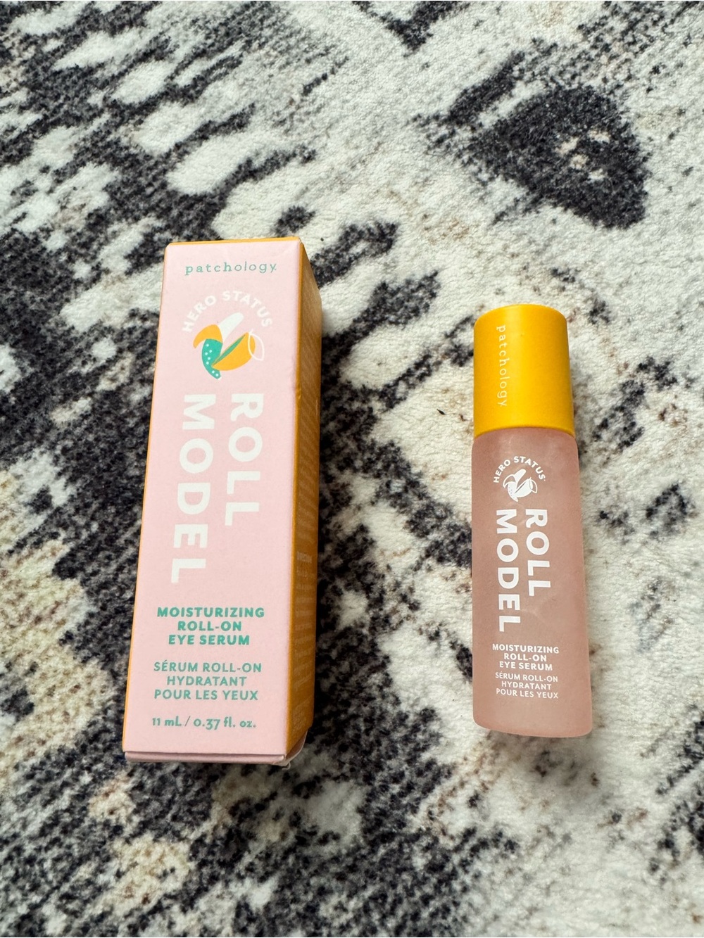 Patchology Roll Model Moisturizing Roll-On Eye Serum — Pink
